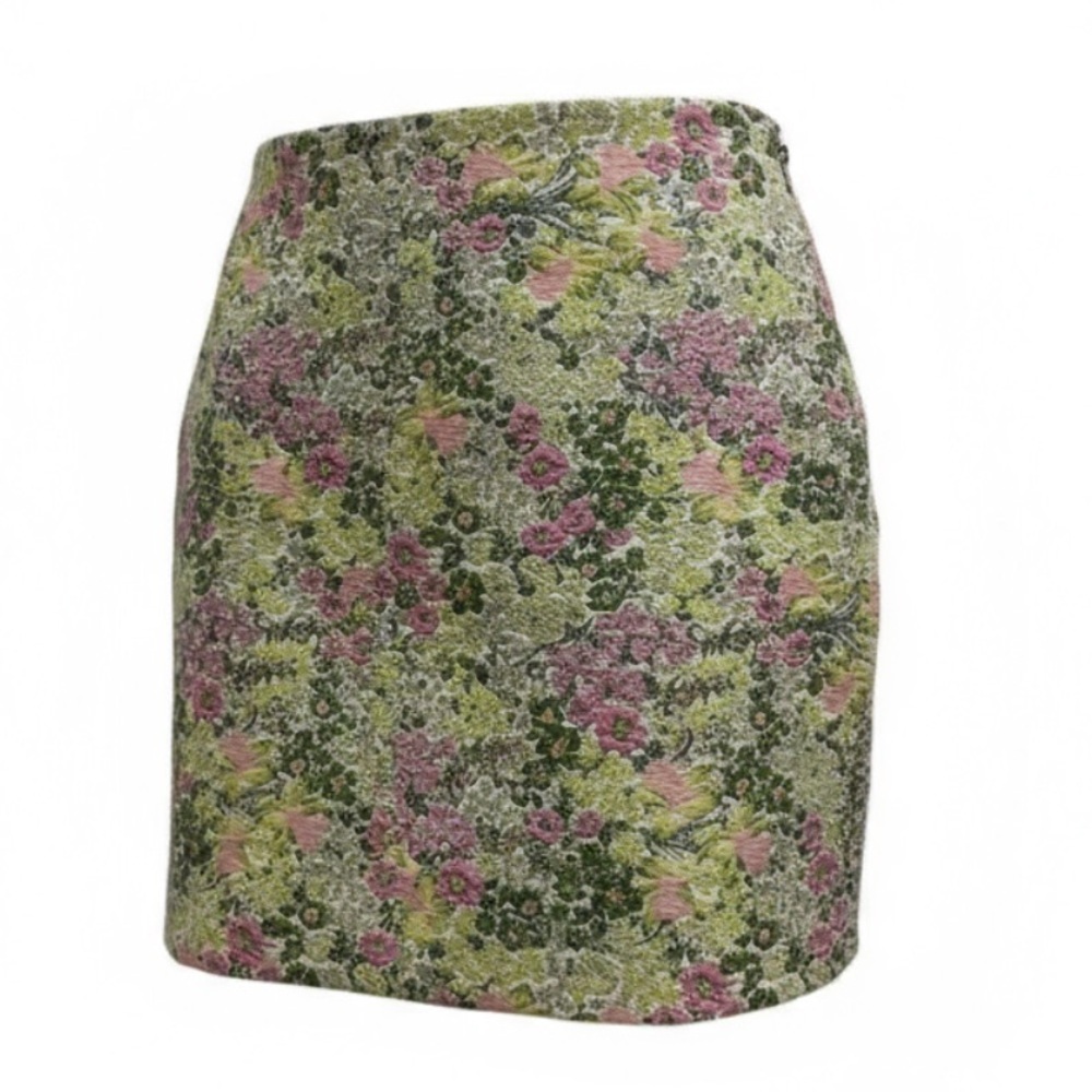 Love & other stories‎ Floral Embroidered Skirt size 4 new